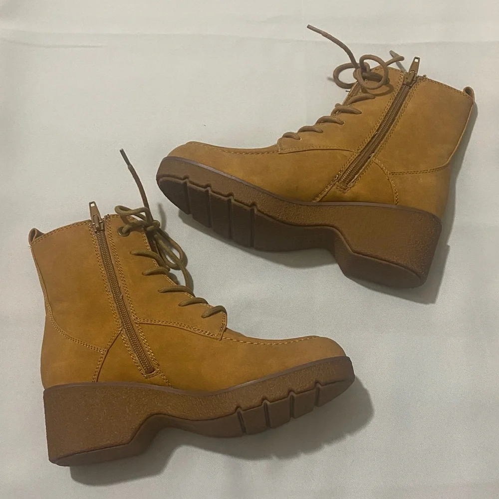 Naturalizer new without